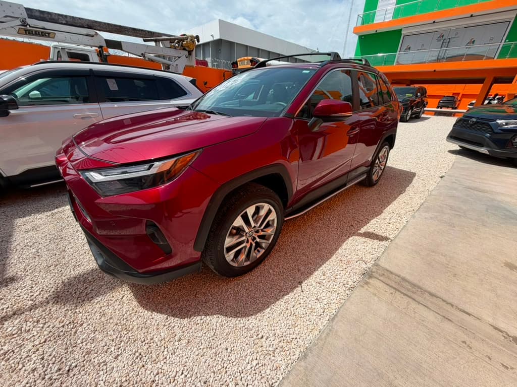 Toyota RAV4 XLE Premium 2024 en venta - vista principal