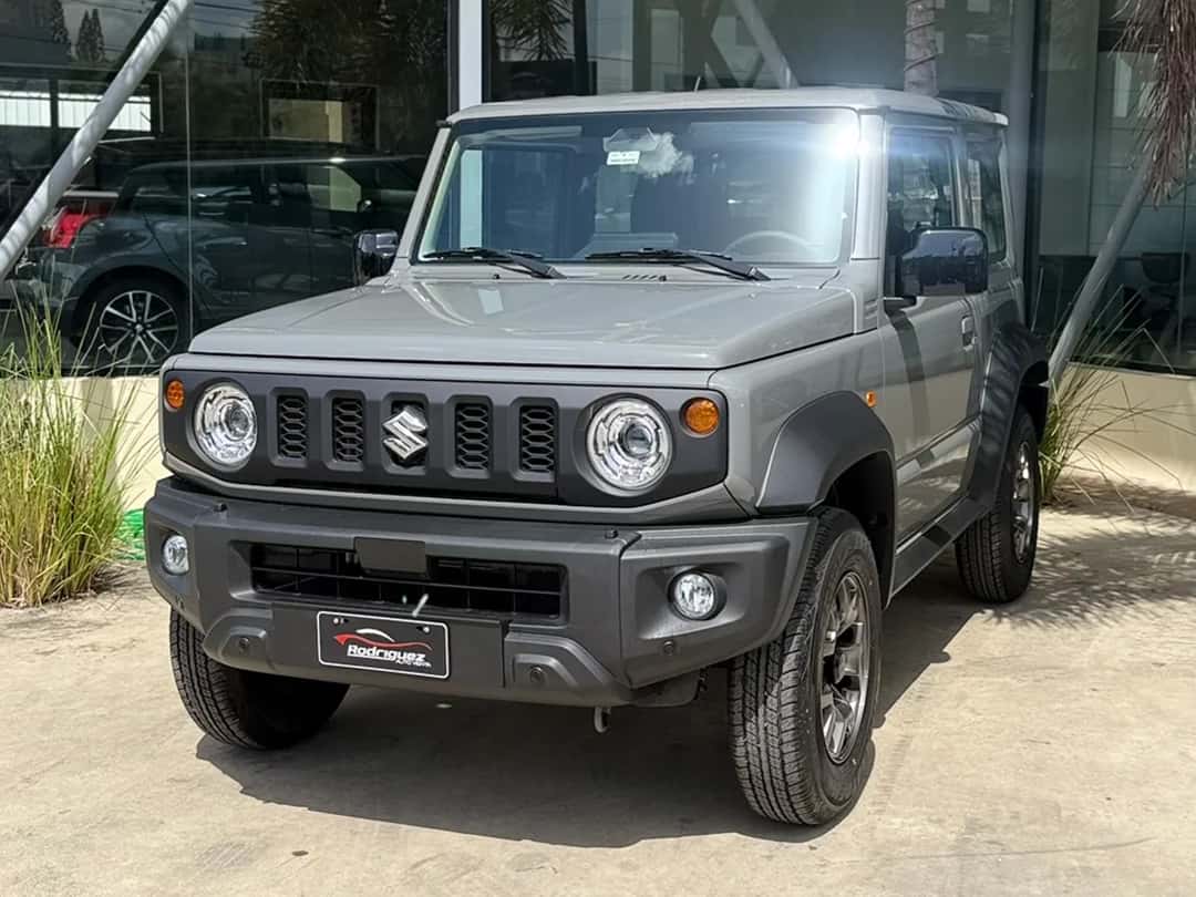 2027 Suzuki Jimny GLX nuevo en venta por Rodríguez Internacional Autoventa