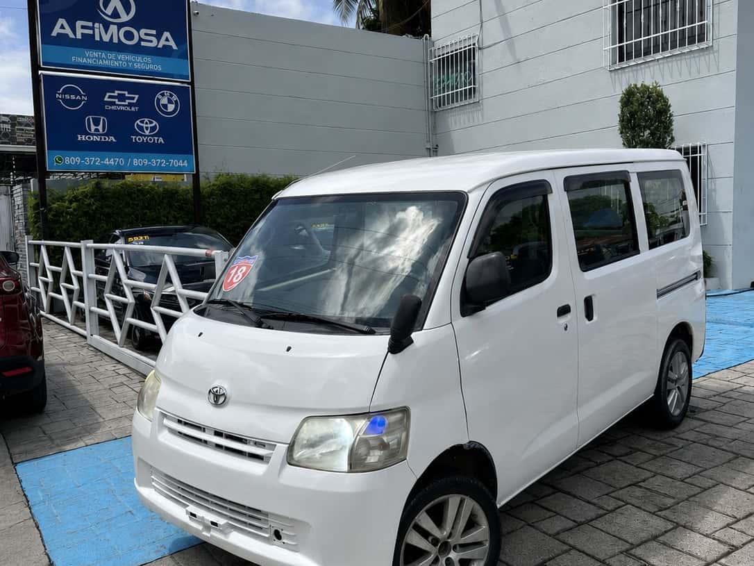 2018 Toyota Town-Ace DX usado en venta por Afimosa Motors