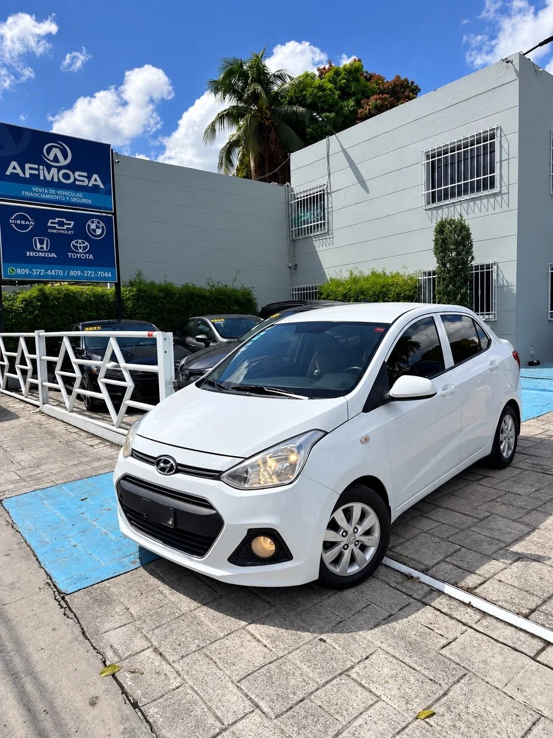 Hyundai i 10 Sedan 2016 en venta - vista principal