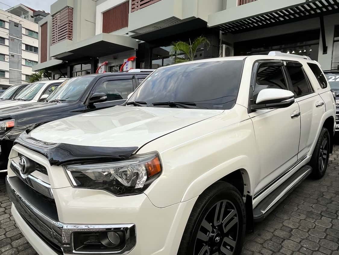 2015 Toyota 4Runner Limited usado en venta por Vicents Auto Luxury