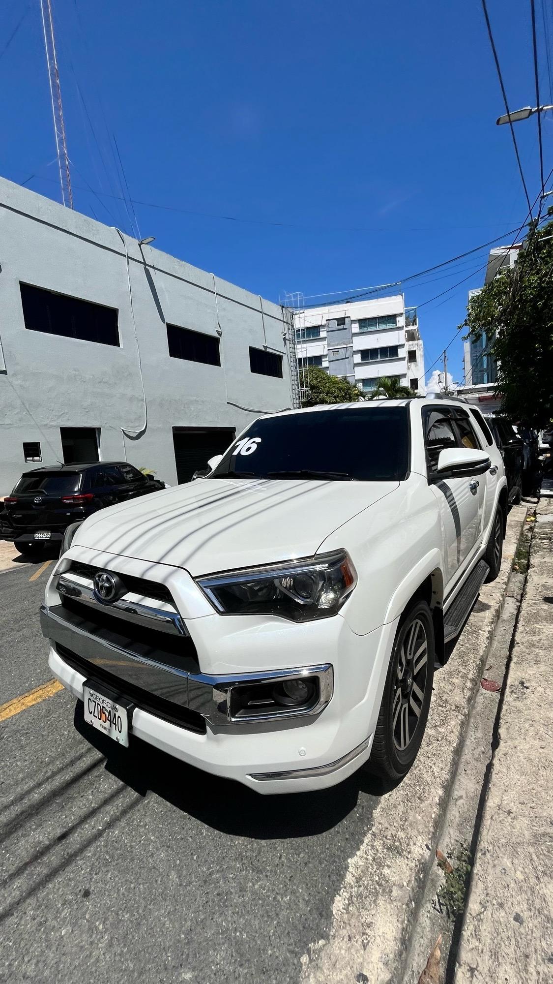 Toyota 4 Runner Limited 2016 en venta - vista principal