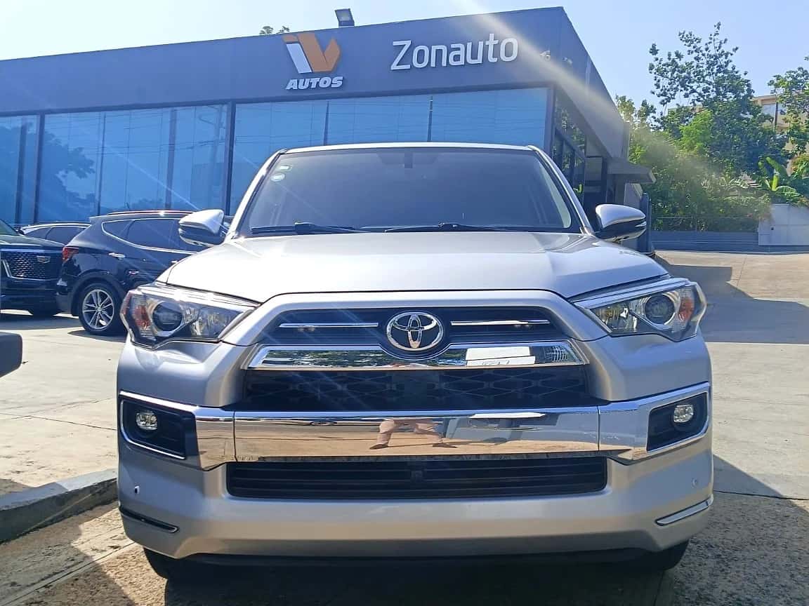 2022 Toyota 4 Runner Limited usado en venta por IV AUTOS