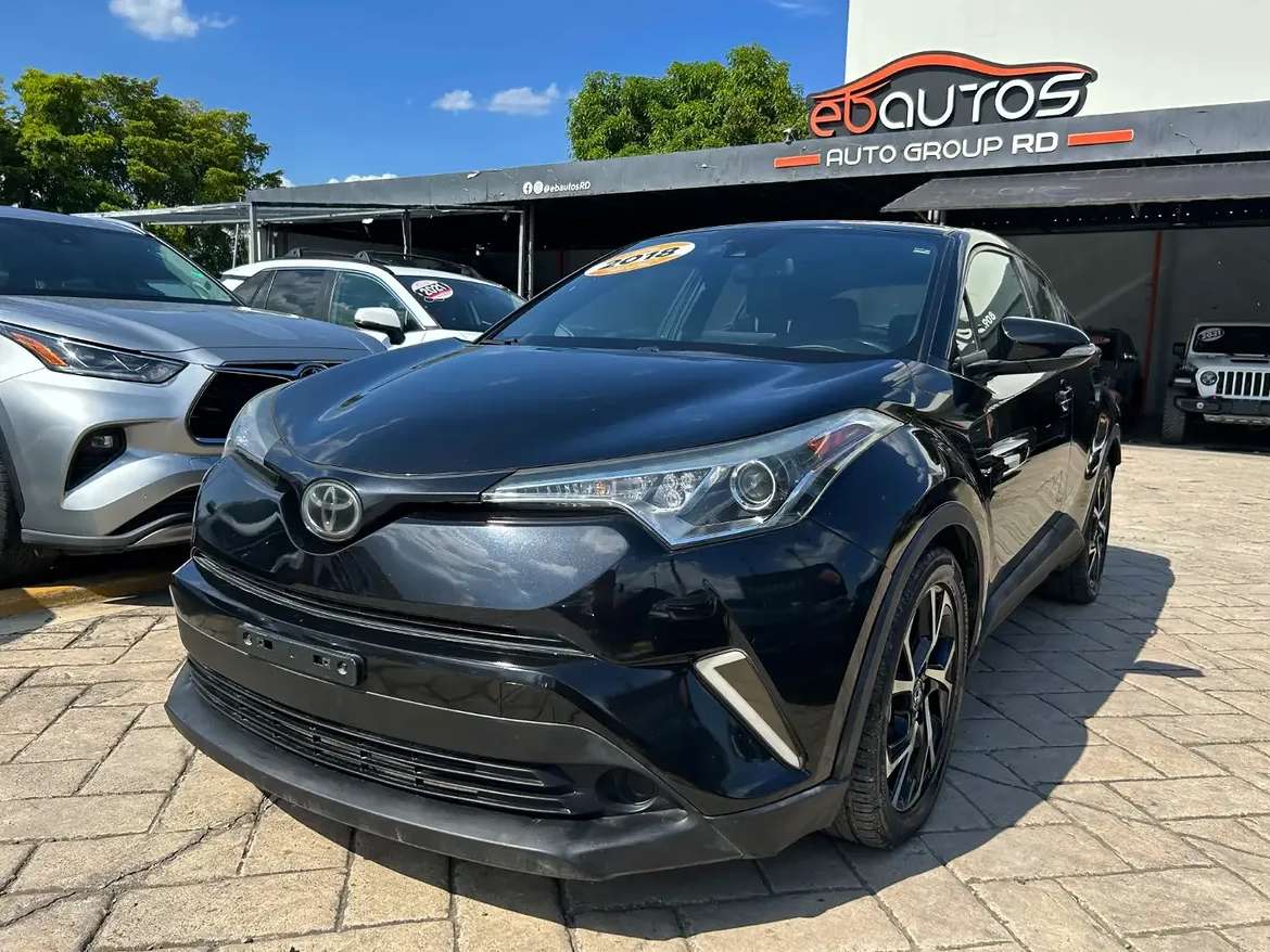 2018 Toyota C-HR XLE/XLE Premium usado en venta por Veras Auto EBauto Group RD