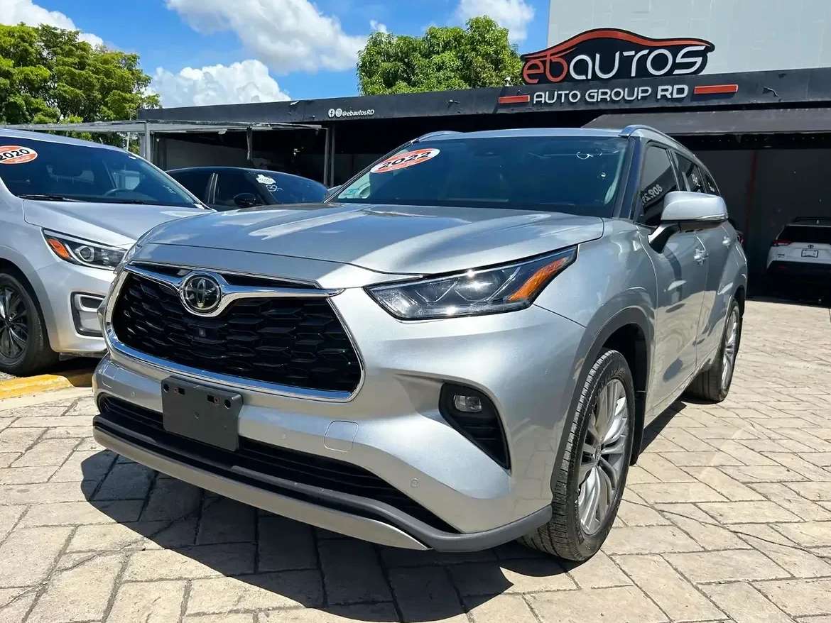 2022 Toyota Highlander Platinum usado en venta por Veras Auto EBauto Group RD