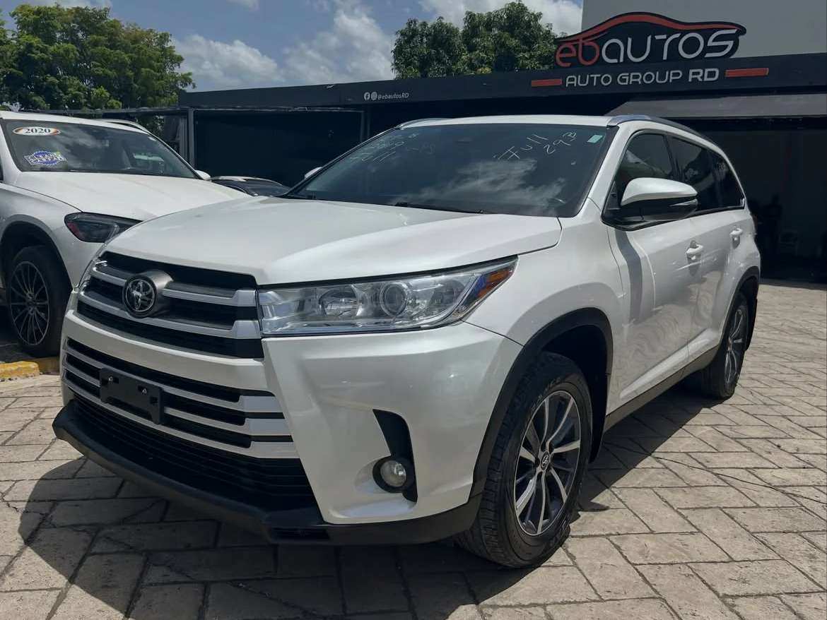 2019 Toyota Highlander SE/XLE usado en venta por Veras Auto EBauto Group RD