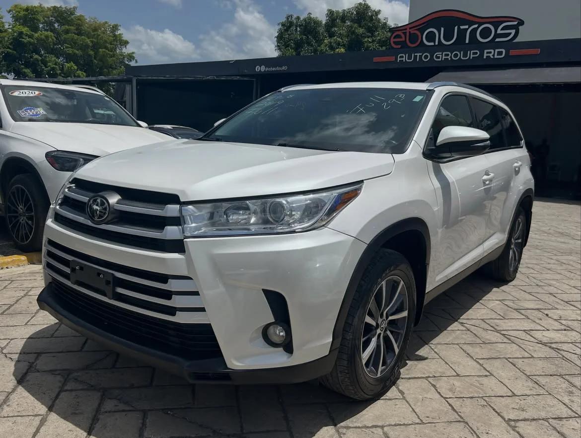 Toyota Highlander SE/XLE 2019 en venta - vista principal