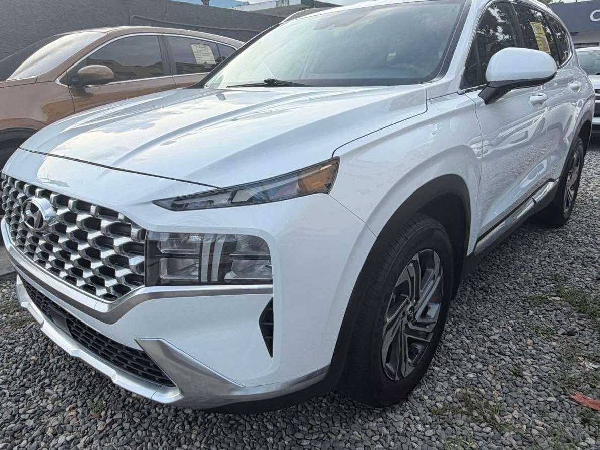 2022 Hyundai Santa Fe SEL usado en venta por Calcaño Motors