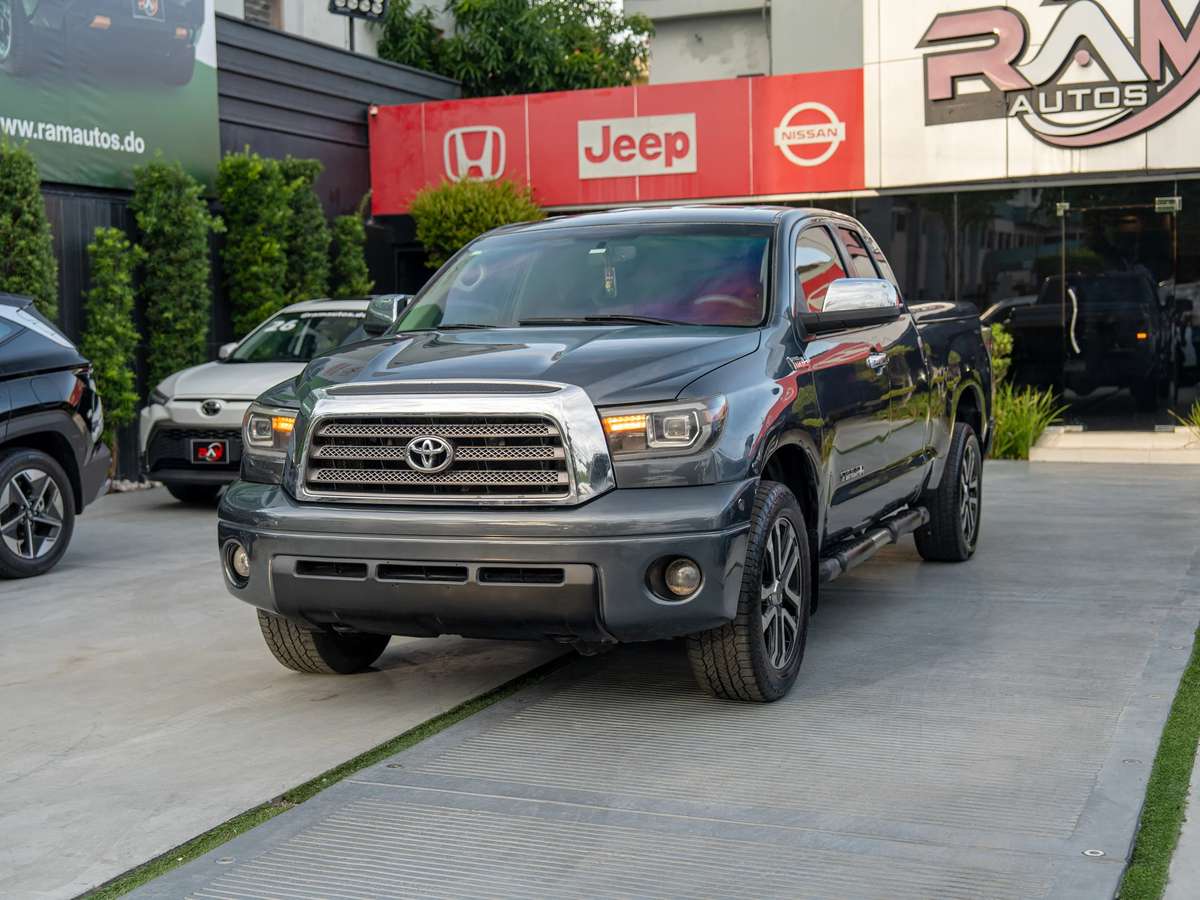 2007 Toyota Tundra LIMITED usado en venta por RAM MEGA AUTOS