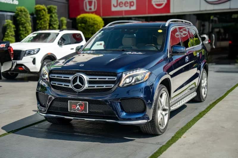 2019 Mercedes Benz GLS 550 AMG usado en venta por RAM MEGA AUTOS S.R.L
