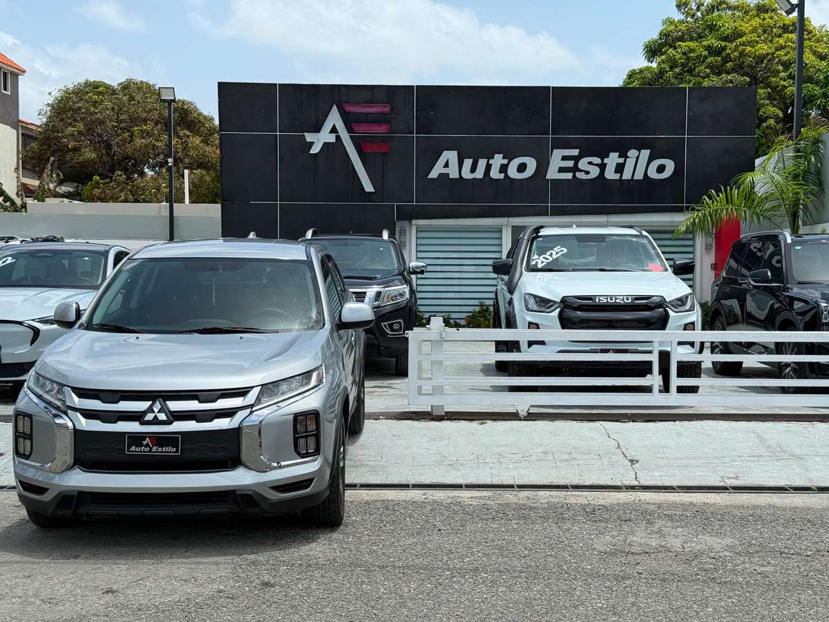 2020 Mitsubishi Motors Outlander Sport SE usado en venta por AUTO ESTILO