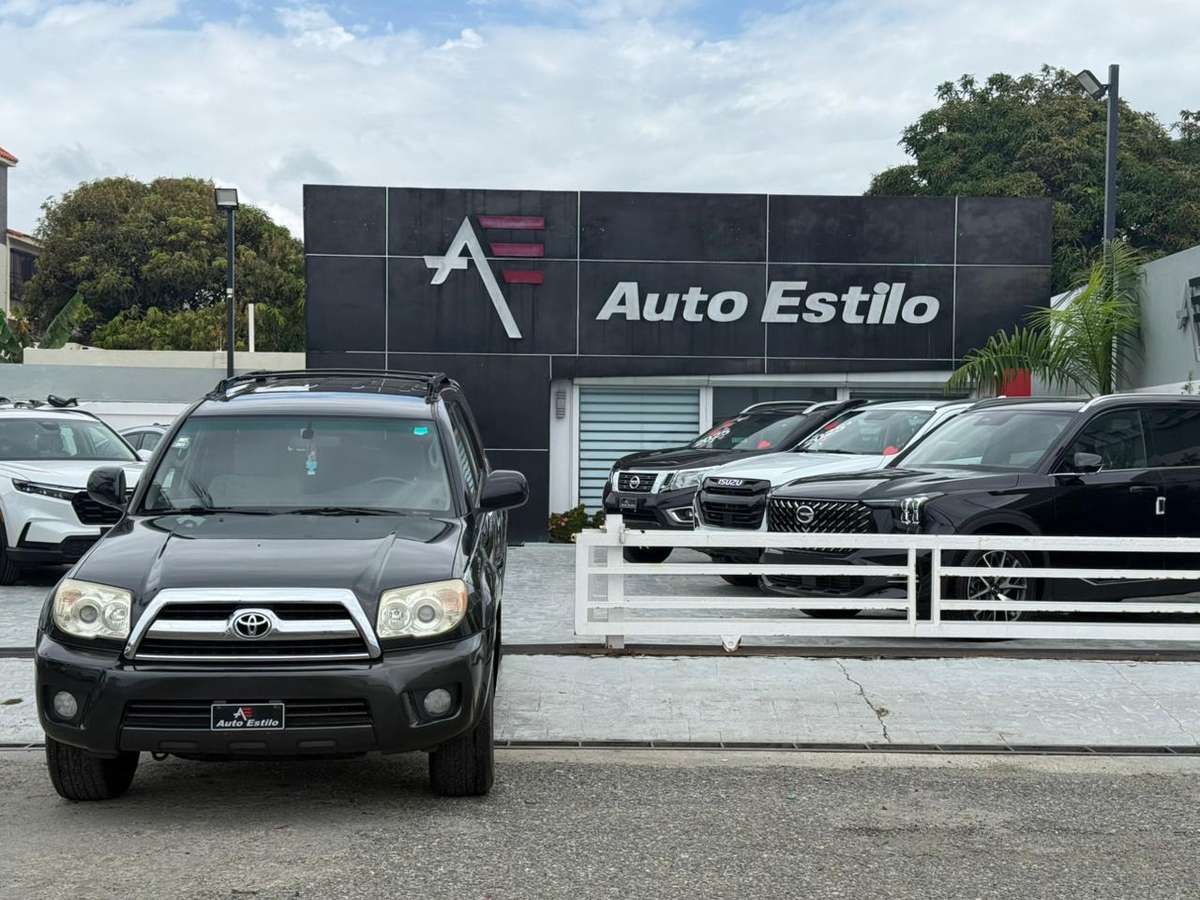 2009 Toyota 4Runner SR5 usado en venta por AUTO ESTILO SRL
