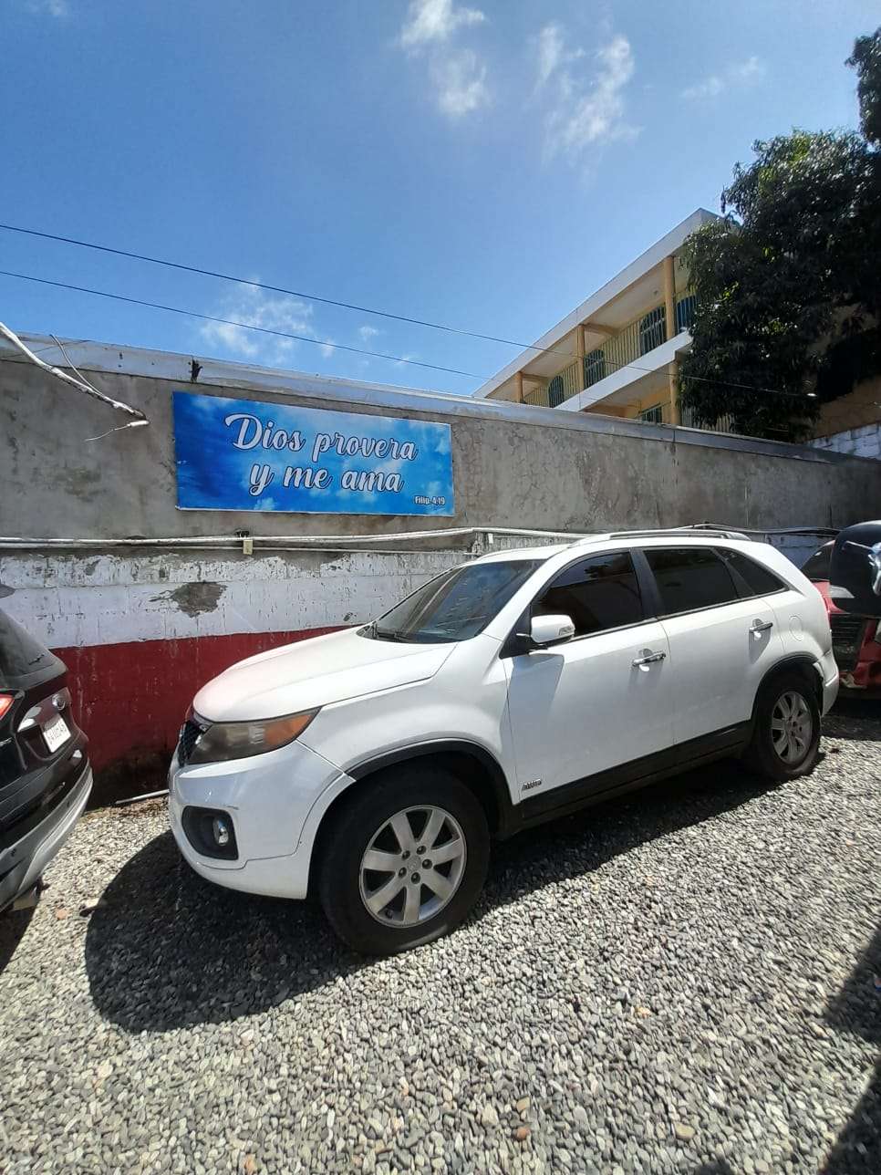 Kia Sorento 2012 - miniatura 1