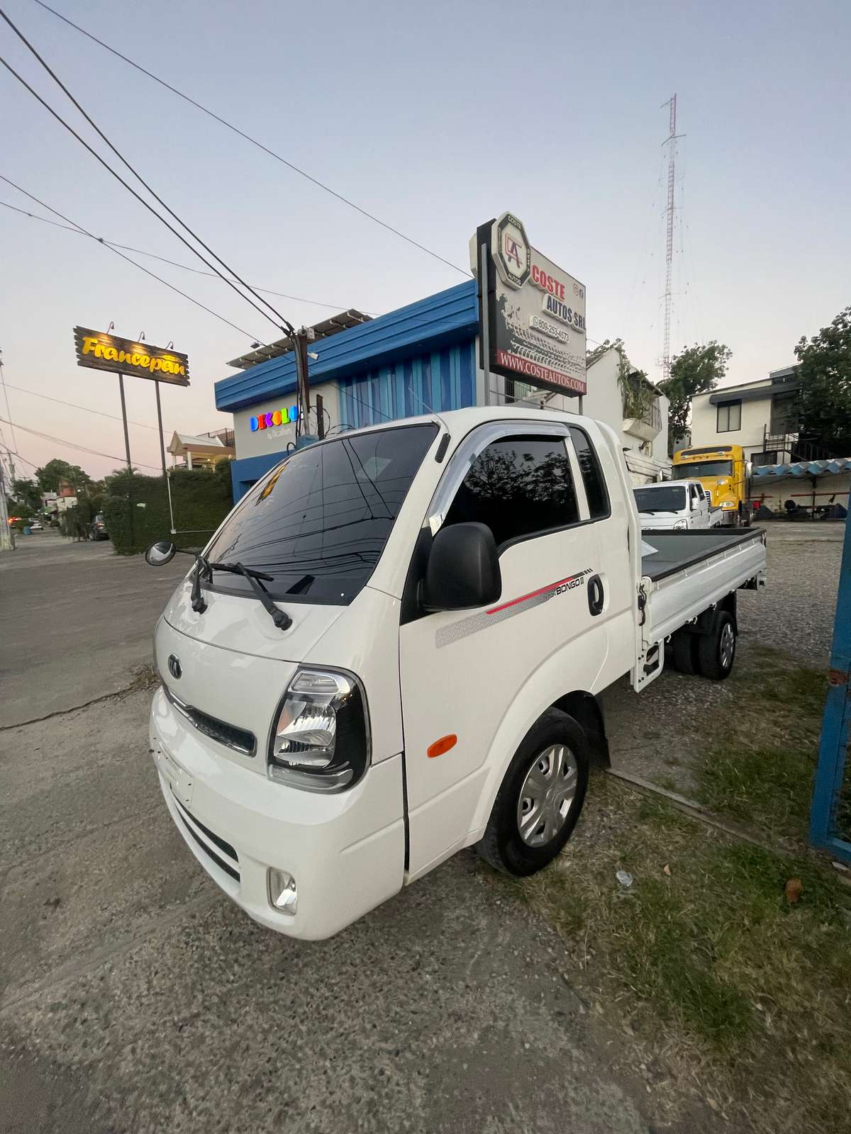 Hyundai Porter II 2020 - miniatura 1