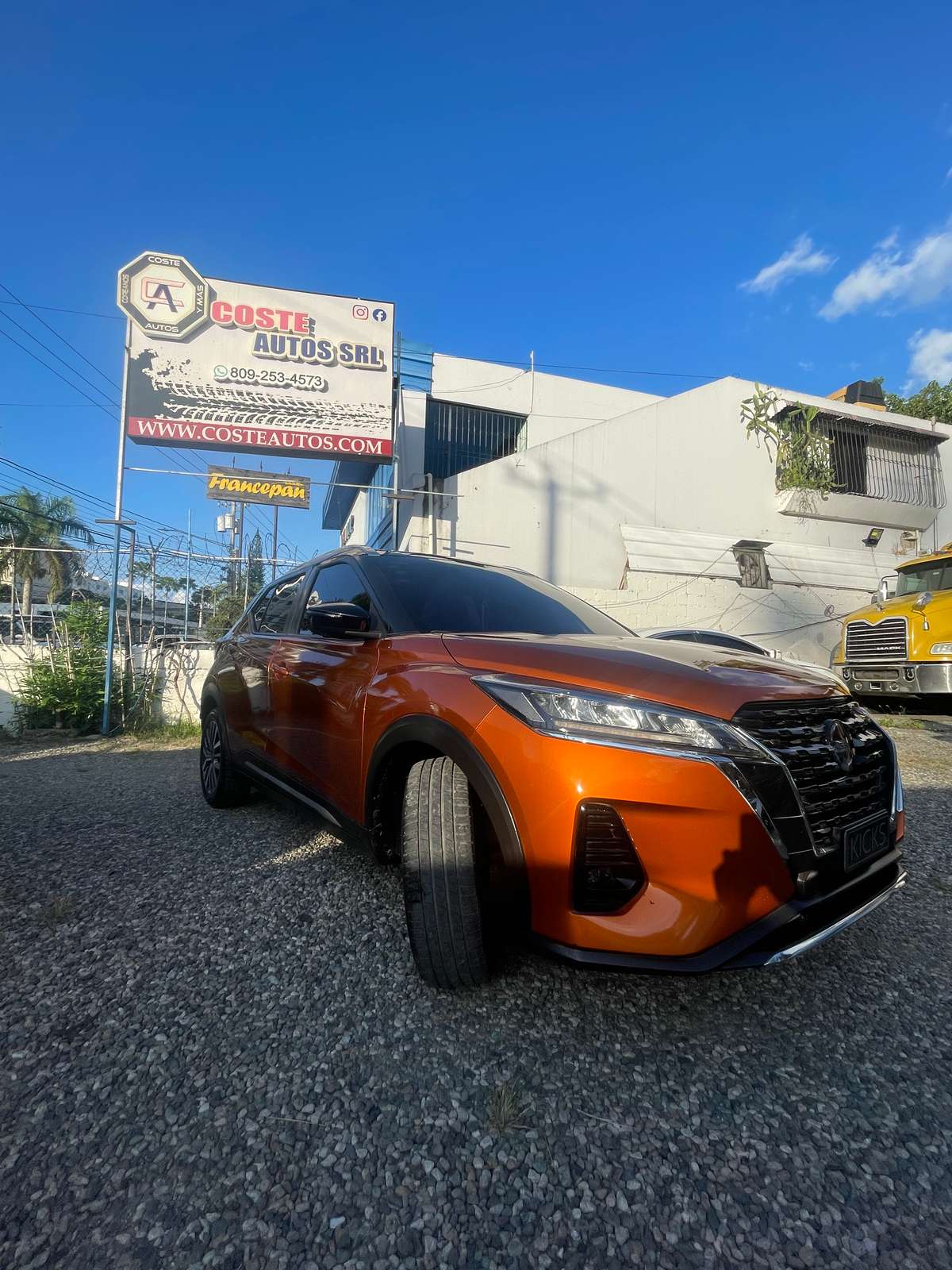 Nissan Kicks Exclusive 2022 - miniatura 2