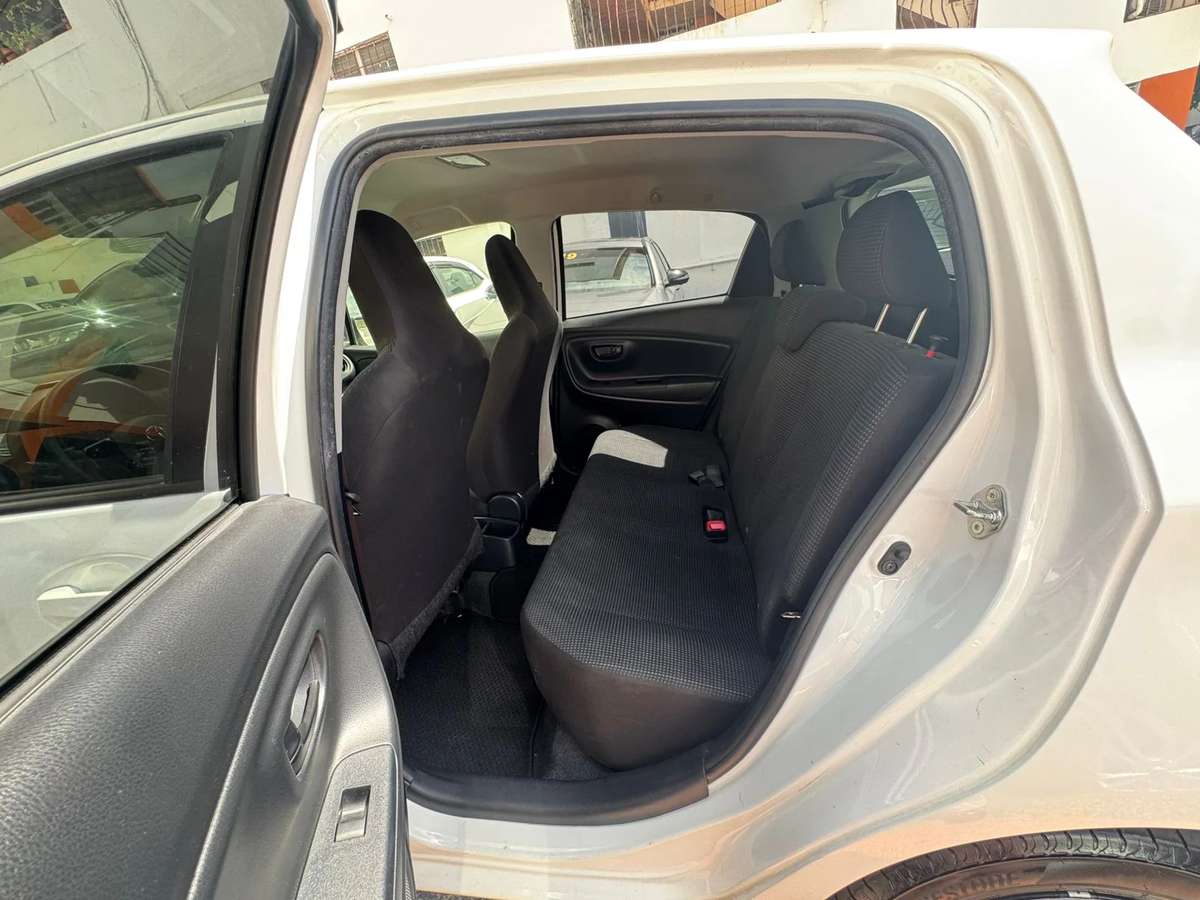 Toyota VITZ GR Sport 2020 - miniatura 6
