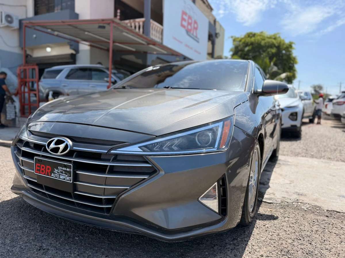 2020 Hyundai Elantra SEL usado en venta por EBR Auto Import 