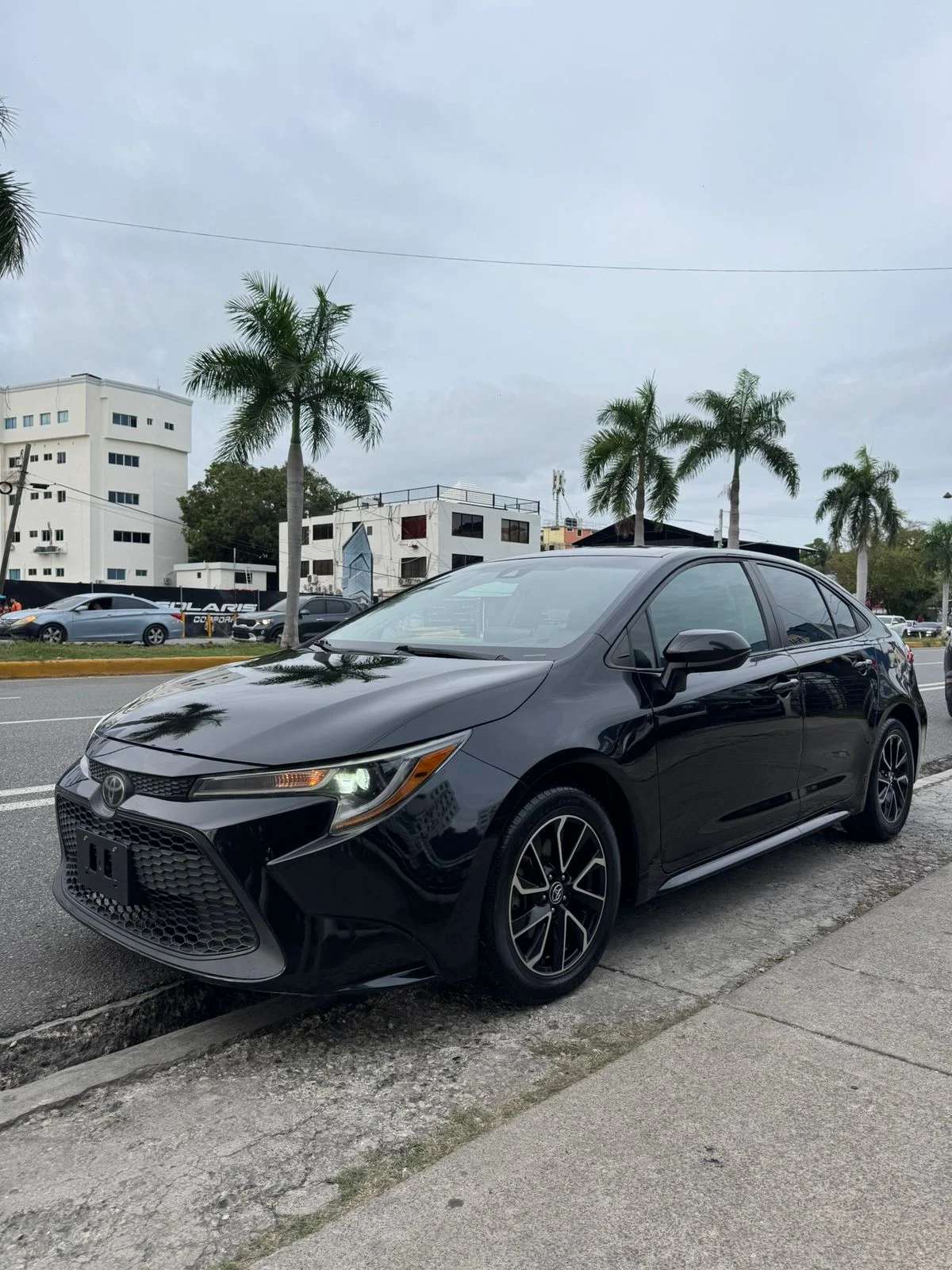 2020 Toyota Corolla LE usado en venta por Auto Outlets By We
