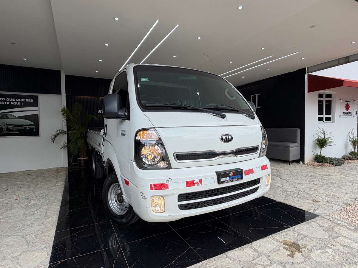 2022 Kia K-2700 usado en venta por HEIDRY AUTO FAST 