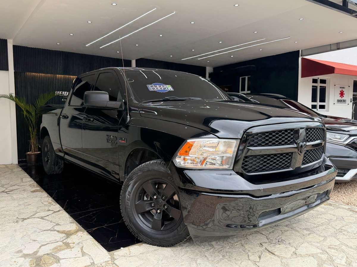 2021 Ram 1500 Big Horn usado en venta por HEIDRY AUTO FAST