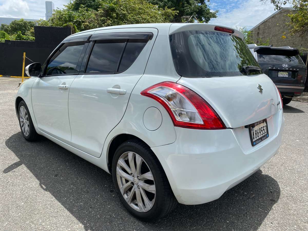 Suzuki Swift GL+ 2014 - miniatura 4