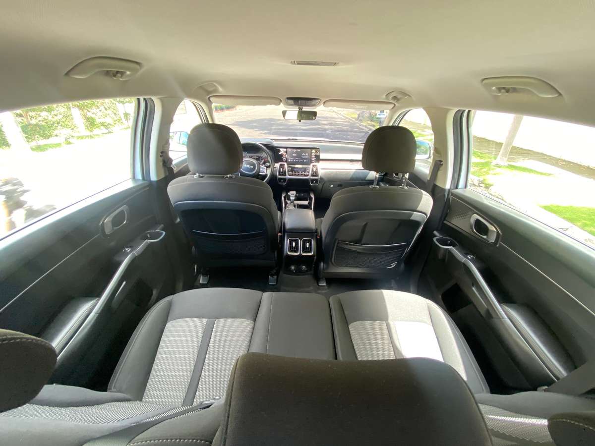 Kia Sorento LX 2023 - miniatura 8