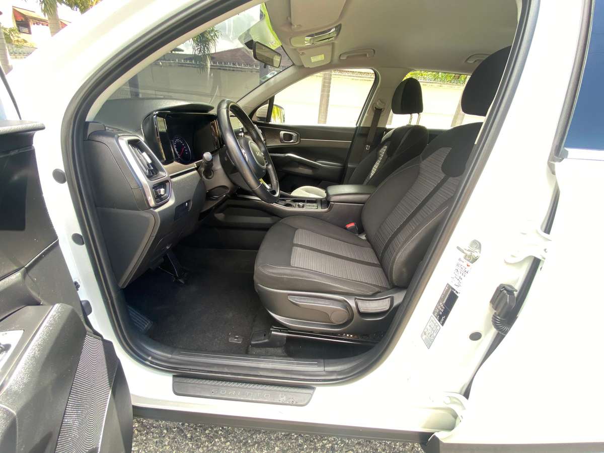 Kia Sorento LX 2023 - miniatura 11