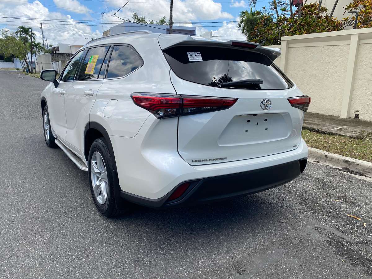 Toyota Highlander L 2020 - miniatura 4