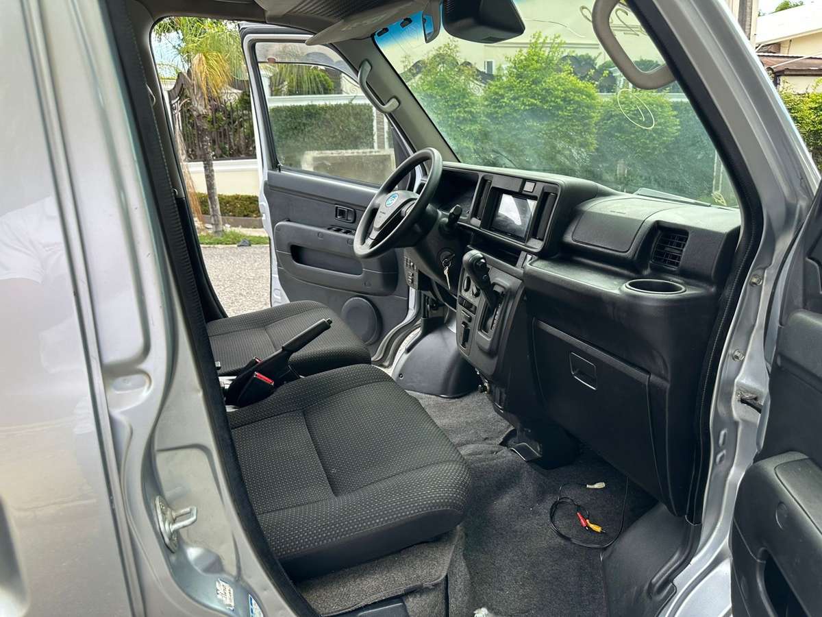 Daihatsu Hijet Minivan 2020 - miniatura 12