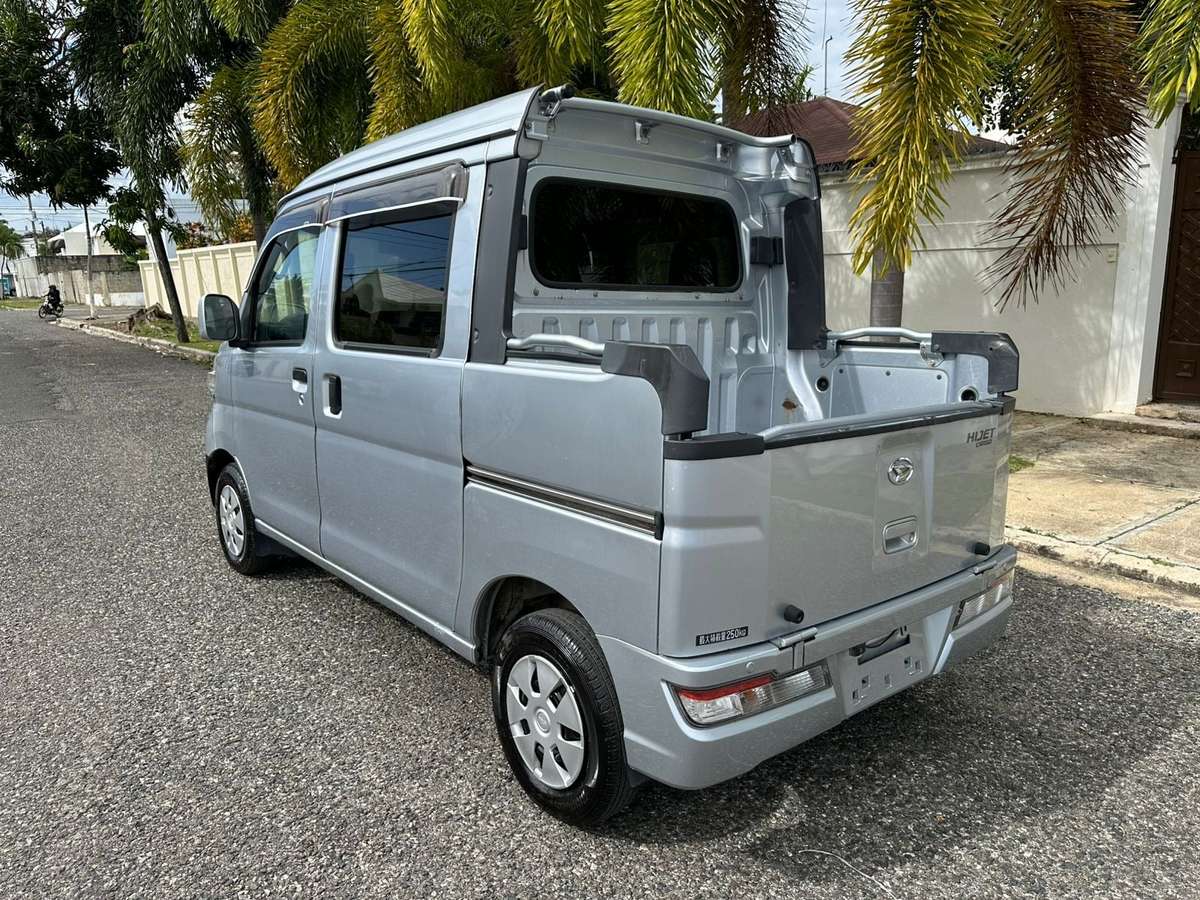 Daihatsu Hijet Minivan 2020 - miniatura 4