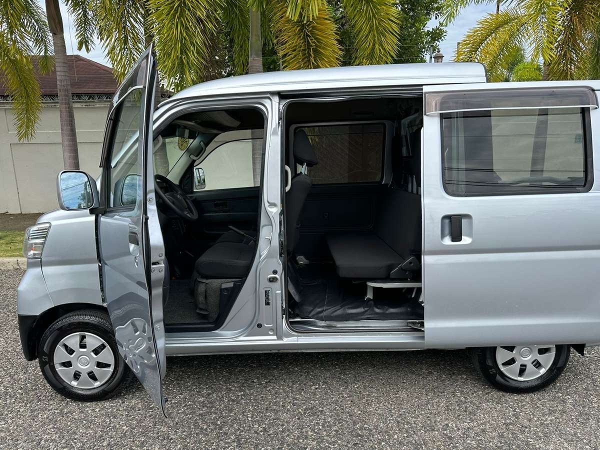 Daihatsu Hijet Minivan 2020 - miniatura 8