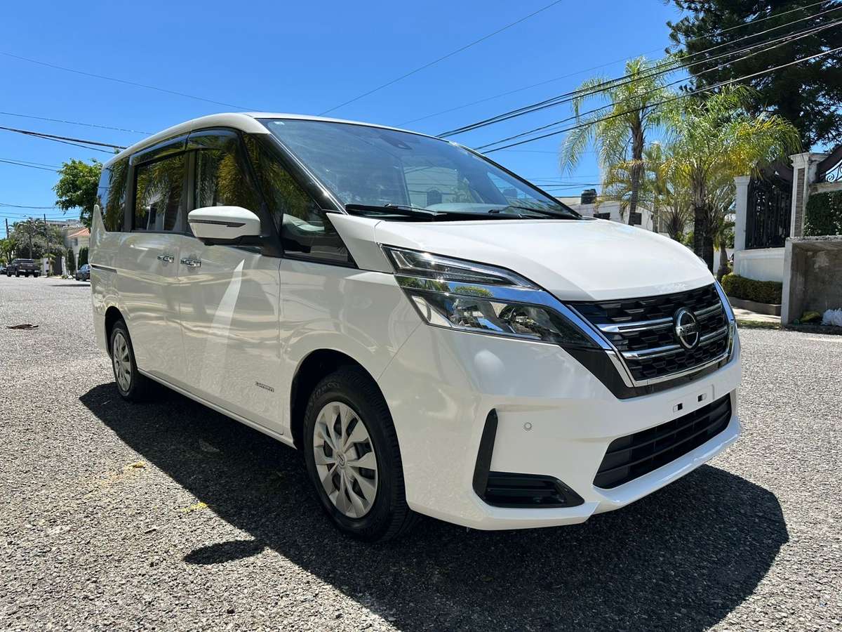 Nissan Serena 2020 - miniatura 3