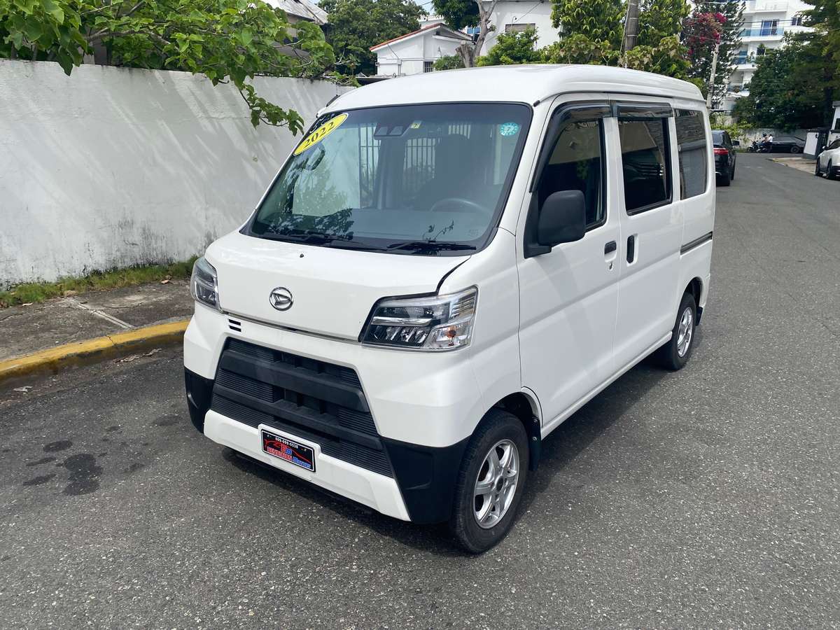 2022 Daihatsu Hijet Minivan usado en venta por Vision Motors