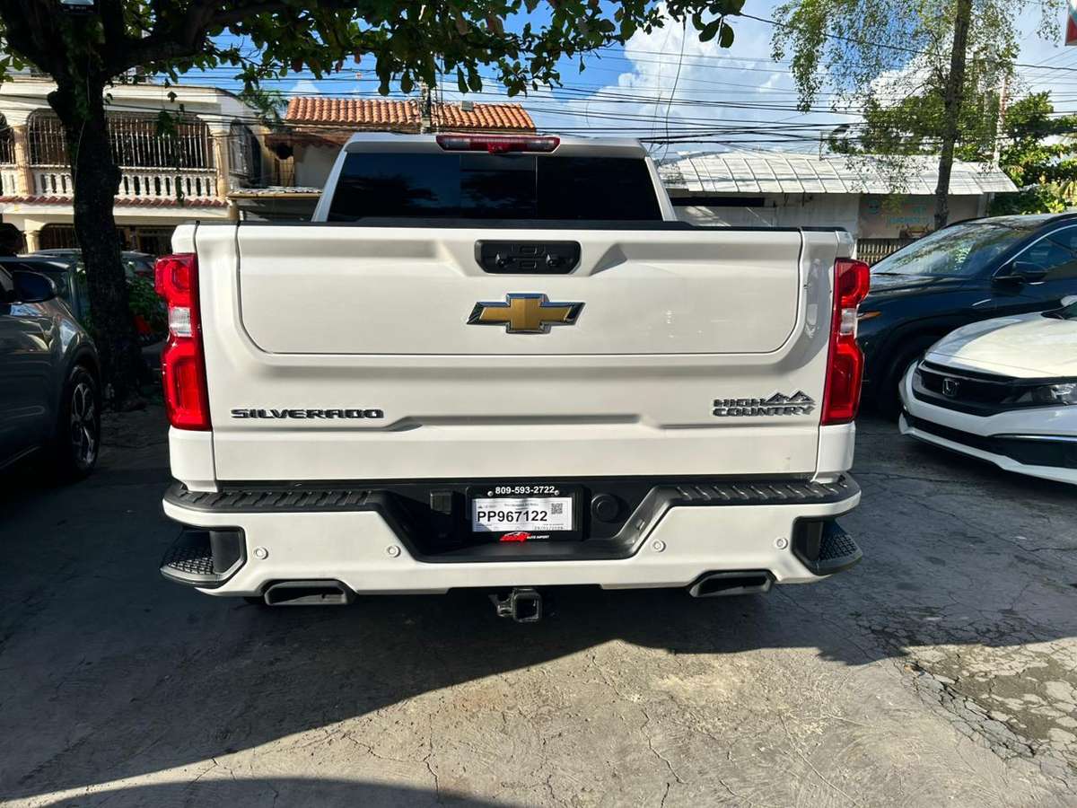 Chevrolet Silverado High Country Duramax 2025 - miniatura 5