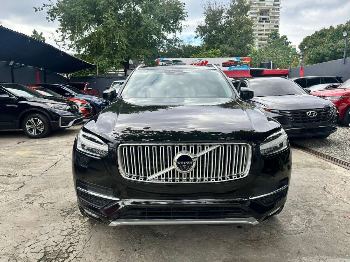 Volvo XC90 Inscription T6 2018 - miniatura 2