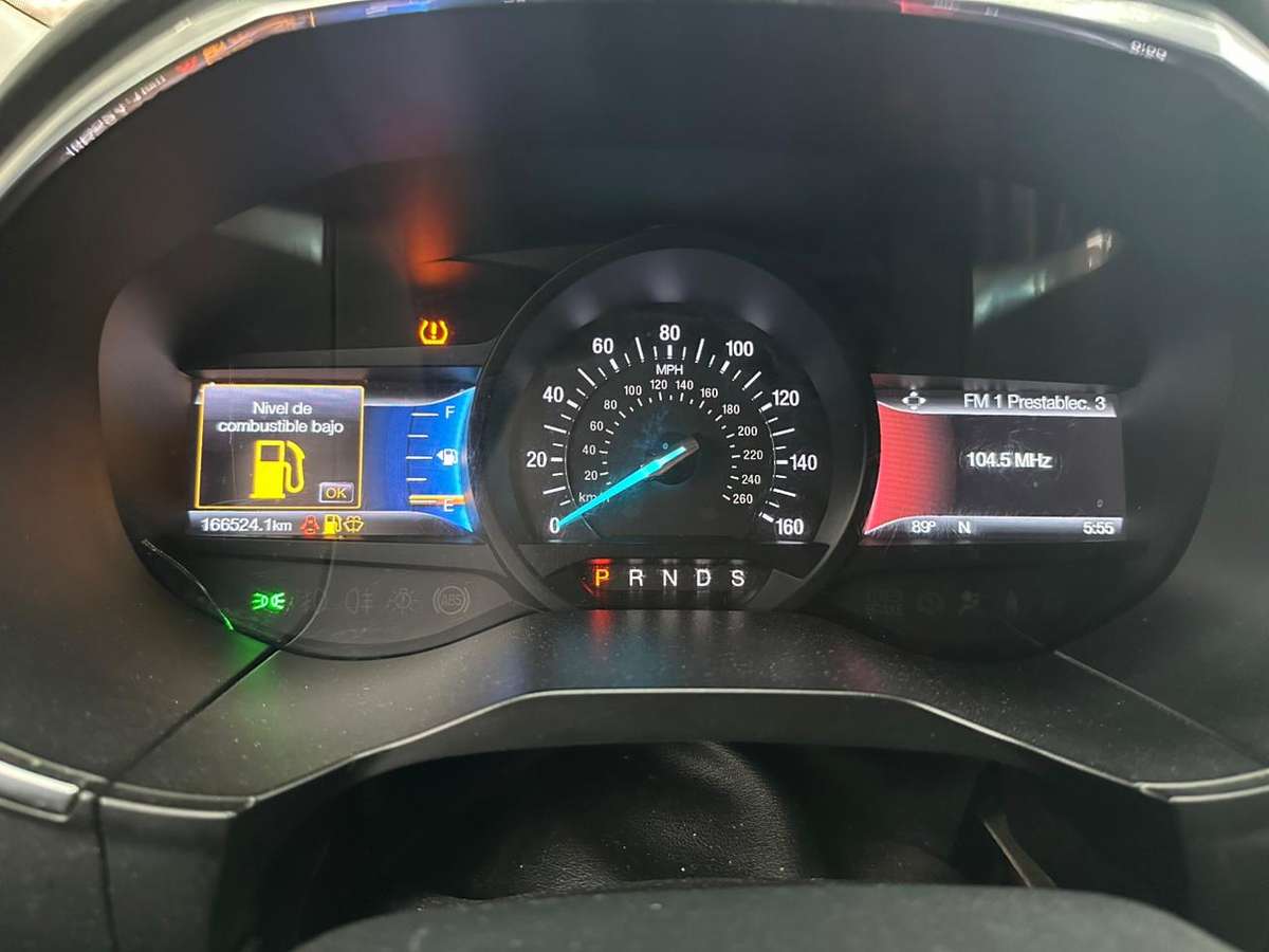 Ford EDGE ST 2015 - miniatura 2