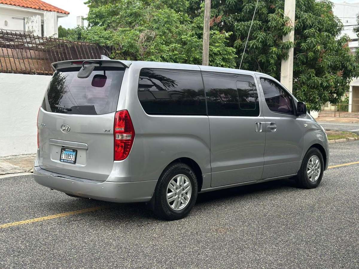 Hyundai Starex H-1 2018 - miniatura 14