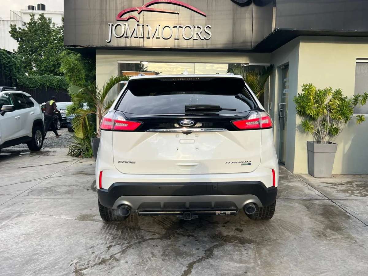 Ford EDGE Titanium 2020 - miniatura 5
