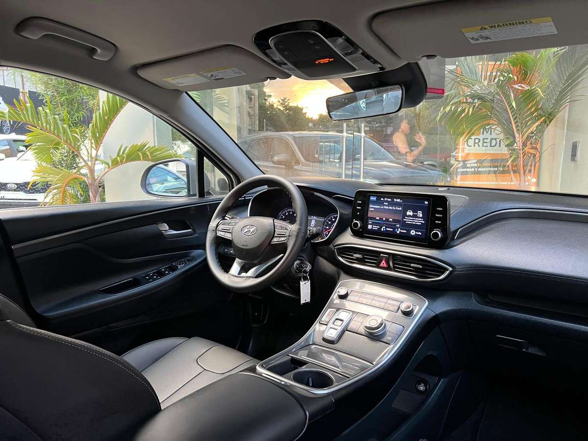 Hyundai Santa Fe SE 2021 - miniatura 7