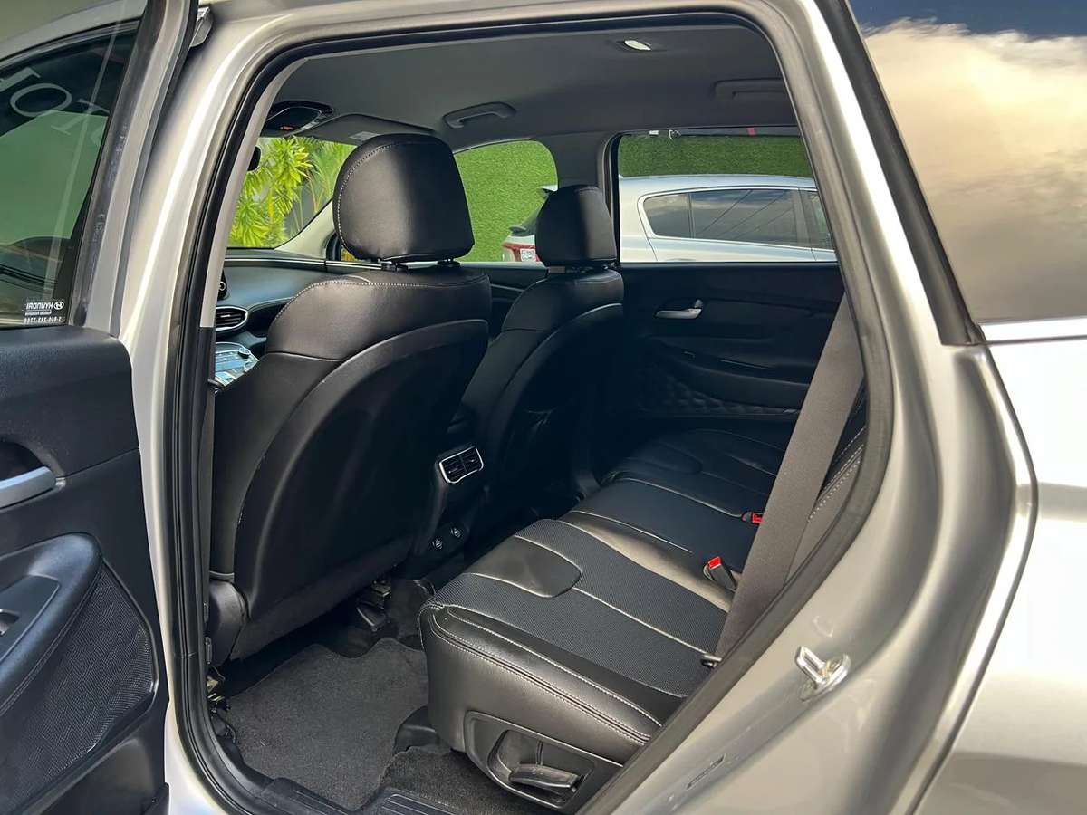 Hyundai Santa Fe SE 2021 - miniatura 9