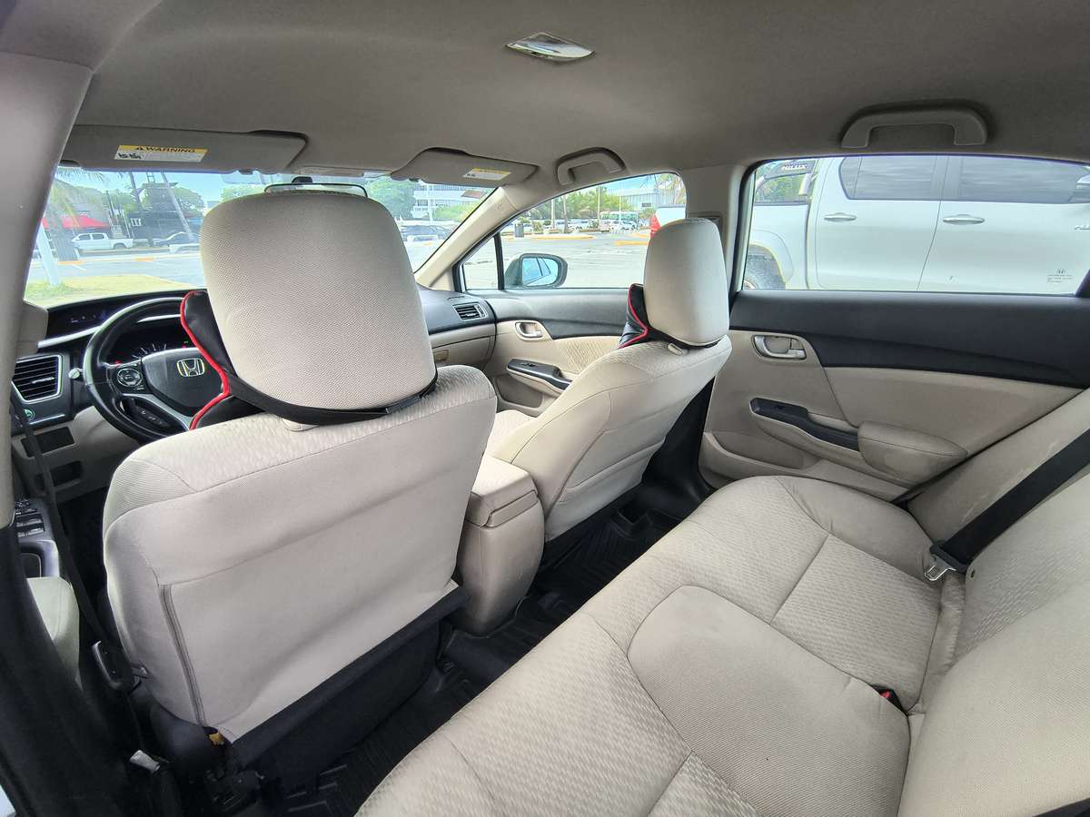 Honda Civic LX 2015 - miniatura 7