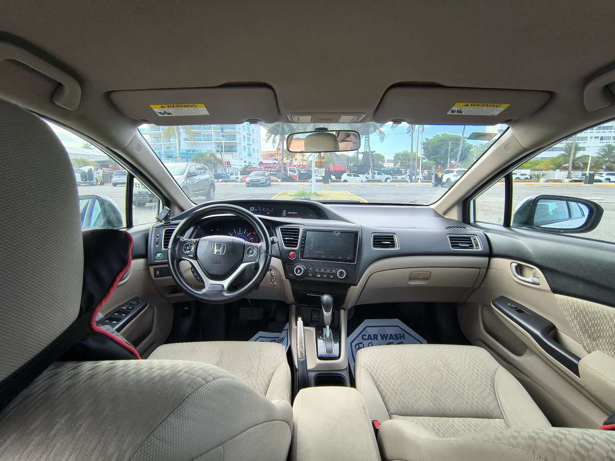 Honda Civic LX 2015 - miniatura 10