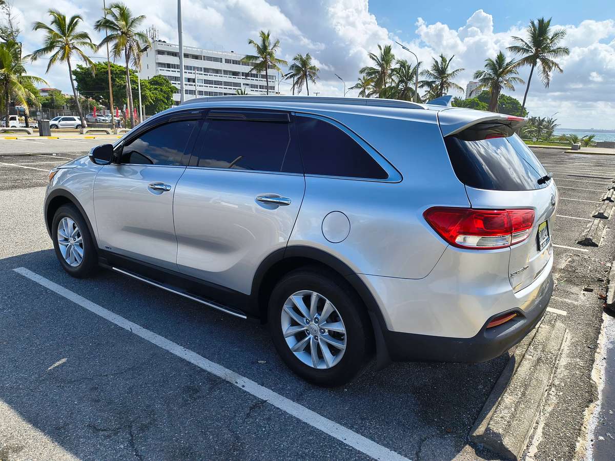 Kia Sorento EX 2018 - miniatura 3