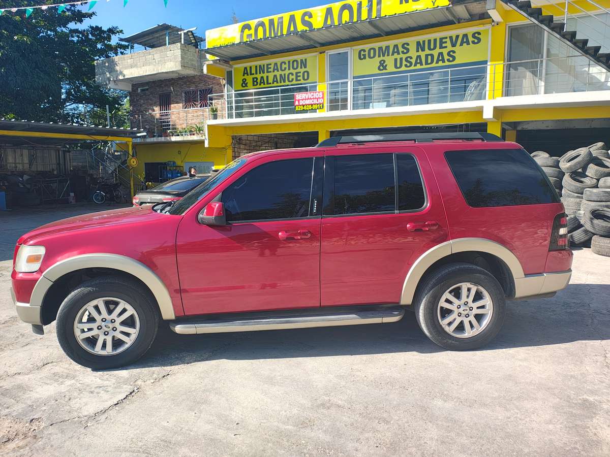 Ford Explorer Limited 2010 - miniatura 2