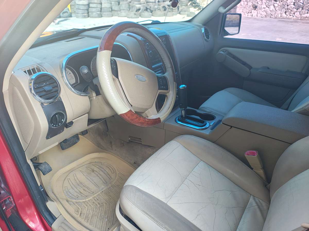 Ford Explorer Limited 2010 - miniatura 8