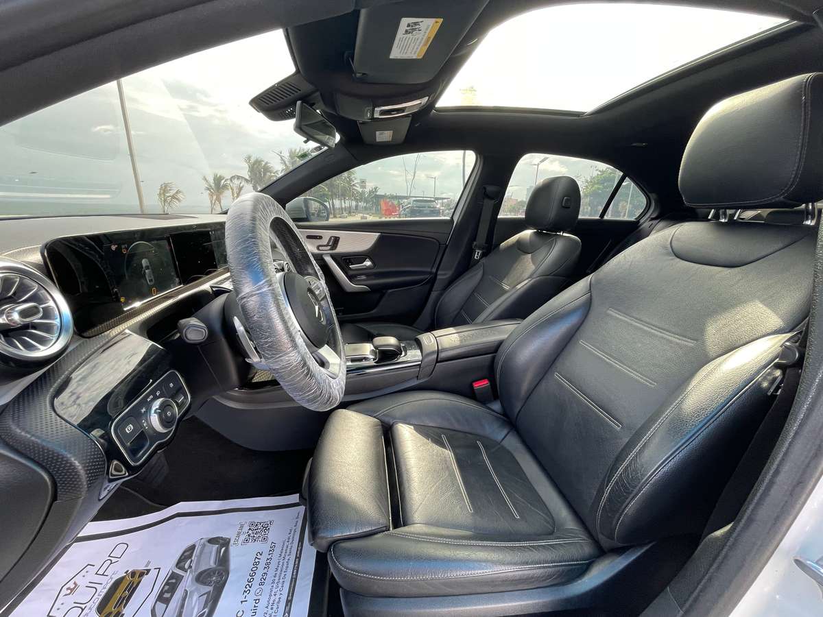 Mercedes Benz A 220 AMG 2019 - miniatura 9