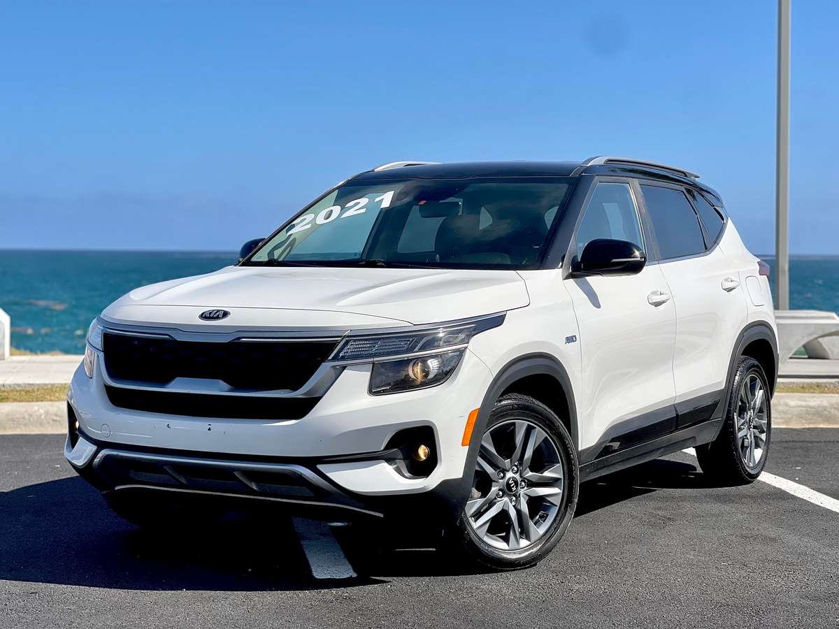 2021 Kia Seltos usado en venta por AQUIN RD SRL 