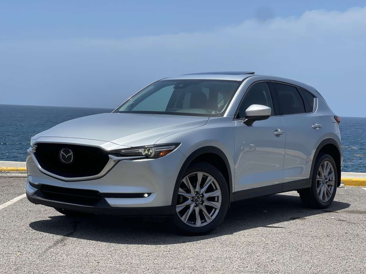 2020 Mazda CX-5 GRAND TOURING usado en venta por AQUIN RD