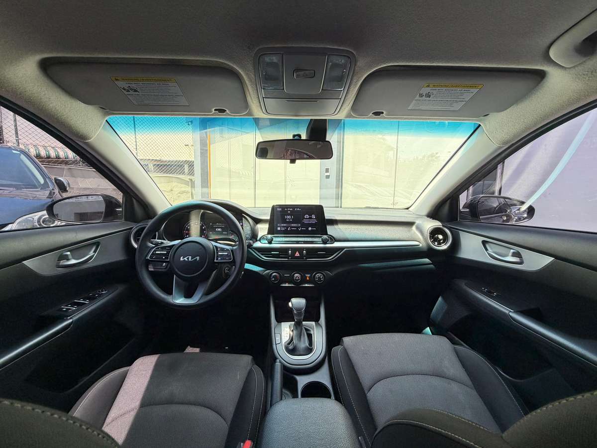 Kia Forte LXS 2022 - miniatura 3
