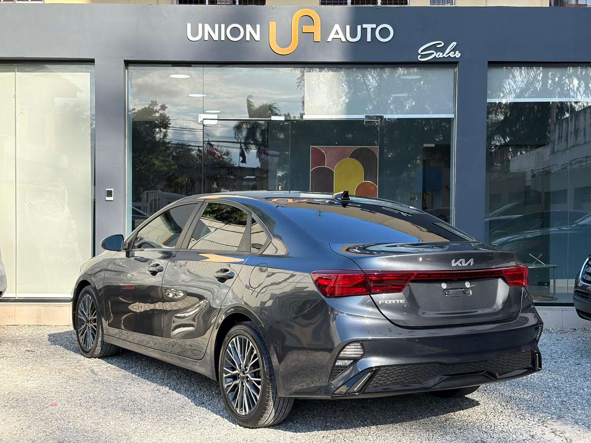 Kia Forte GT Line 2022 - miniatura 6